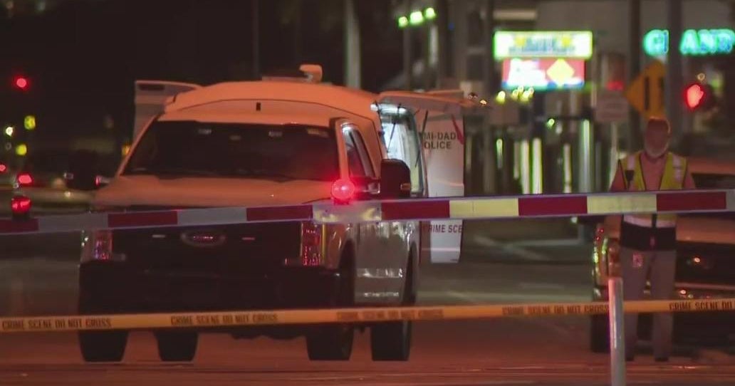 Woman struck, killed by Brightline train in Aventura Woman struck, killed by Brightline train in Aventura