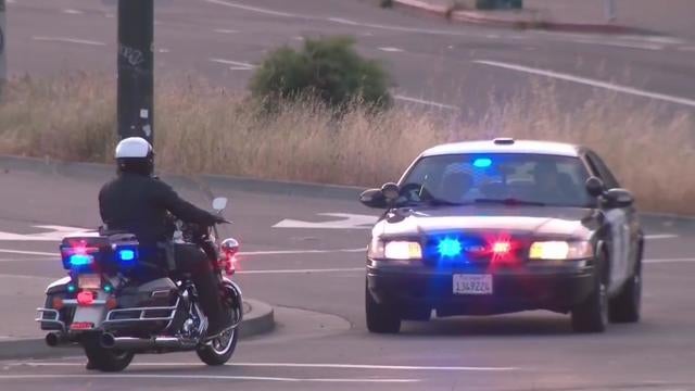 Oakland police officers 