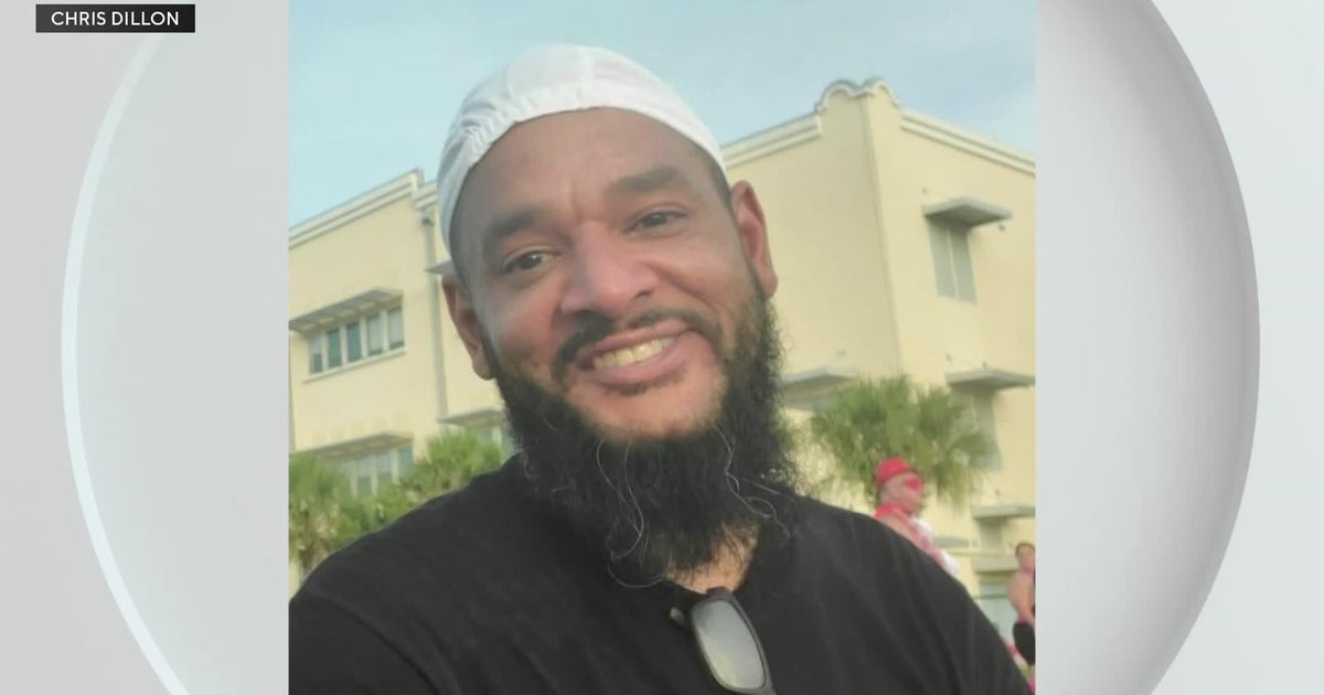 Man dies from apparent stray bullet in Fort Lauderdale while ringing in 2025 Man dies from apparent stray bullet in Fort Lauderdale while ringing in 2025