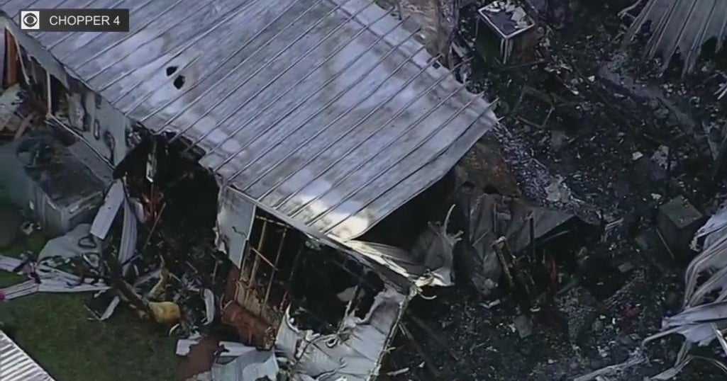 Davie woman, son escape mobile home before it was ungulfed in flames Davie woman, son escape mobile home before it was ungulfed in flames