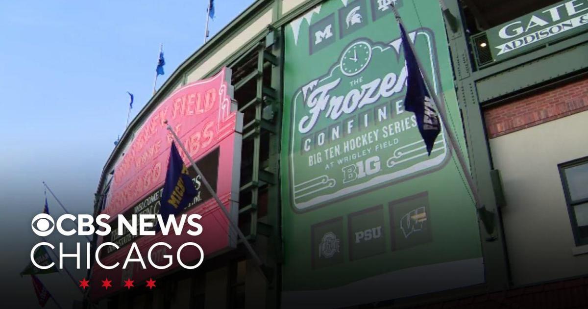 Wisconsin Hockey Teams Play at Wrigley Field