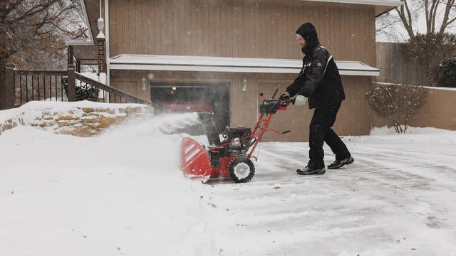 Winter Storm Brings Snow From Midwest To East Coast 