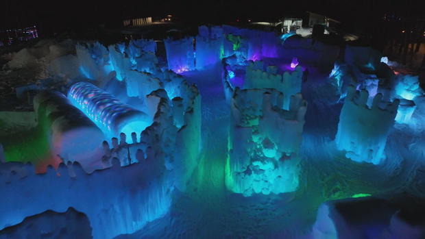 ice-castles-jacob-6p-pkg-frame-1258.jpg 