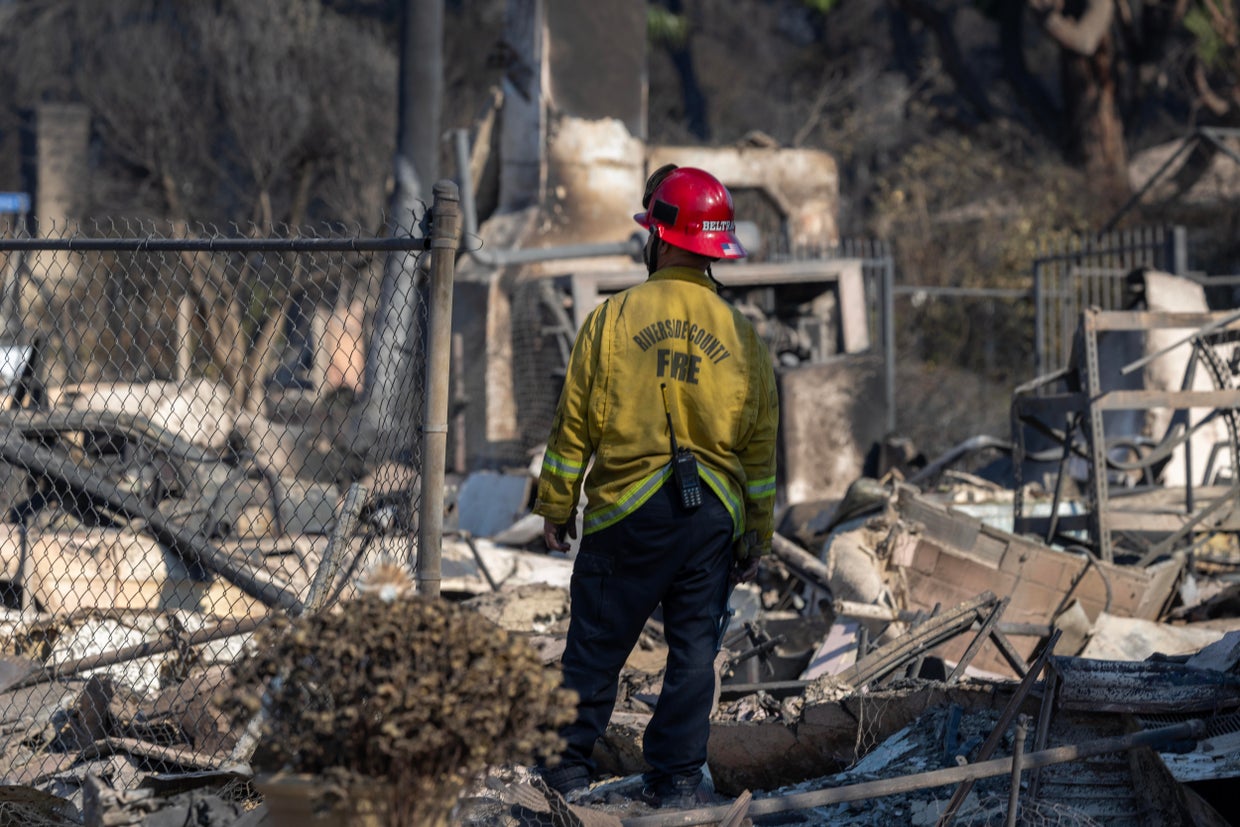 Powerful Winds Fuel Multiple Fires Across Los Angeles Area 