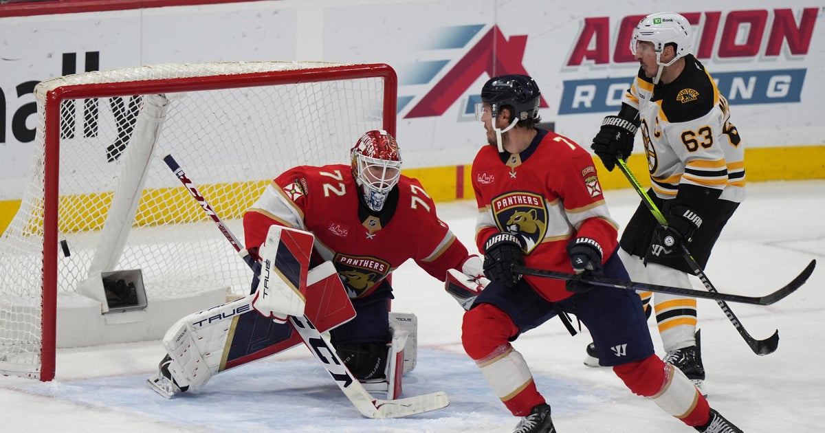 Pastrnak’s goal in OT lifts Bruins over Florida Panthers 4-3, snapping Boston’s 6-game losing streak Pastrnak’s goal in OT lifts Bruins over Florida Panthers 4-3, snapping Boston’s 6-game losing streak