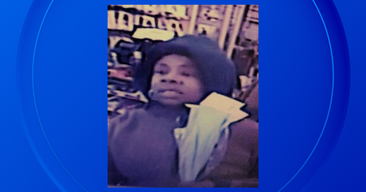 Detroit police are looking for woman who attacked store clerk with box cutter