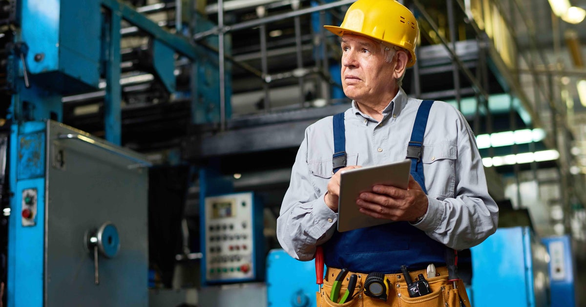 More retired Florida seniors going back to work in 2025 to make ends meet, survey finds More retired Florida seniors going back to work in 2025 to make ends meet, survey finds