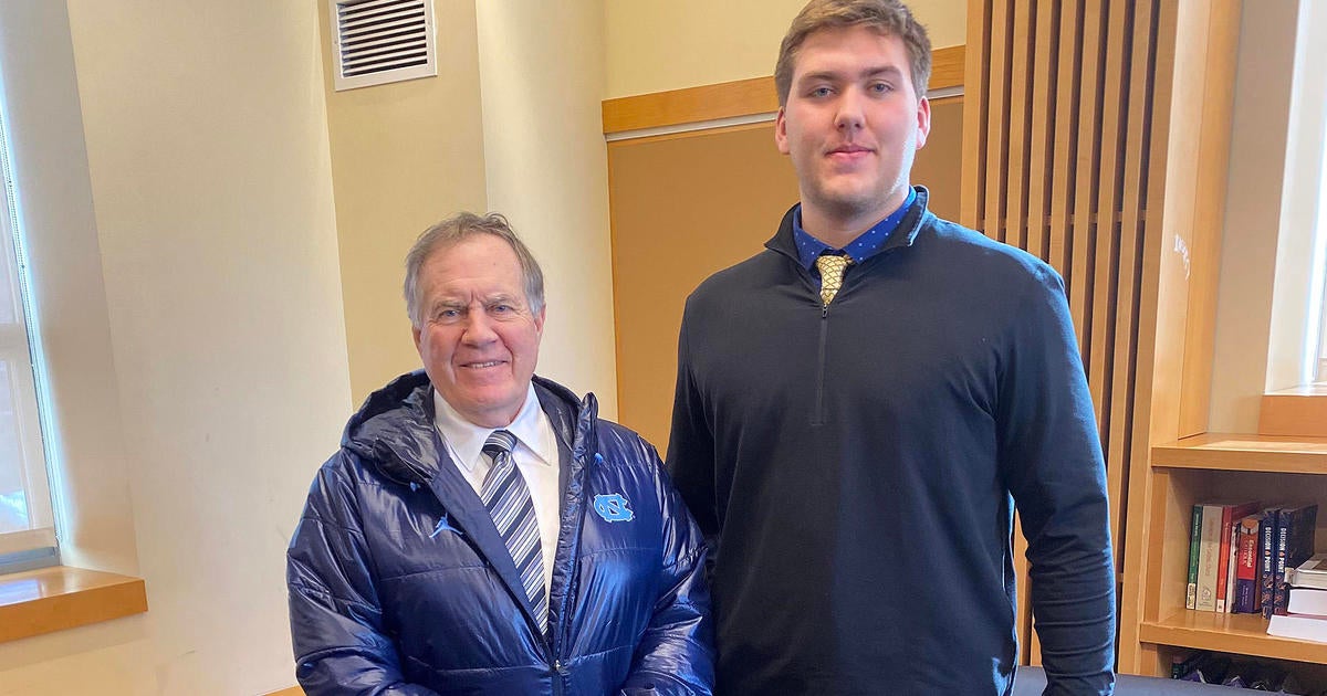 Massachusetts high school football player receives offer from Belichick to play at UNC