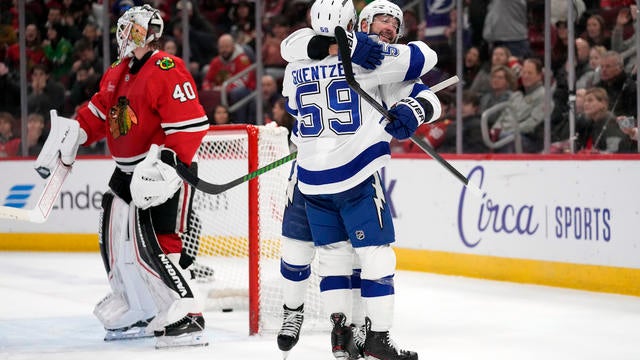 Tampa Bay Lightning v Chicago Blackhawks 