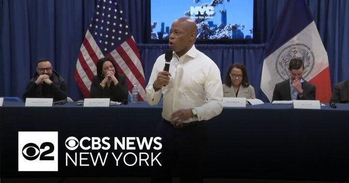 Mayor Adams scaling back his schedule due to health issues - CBS New York