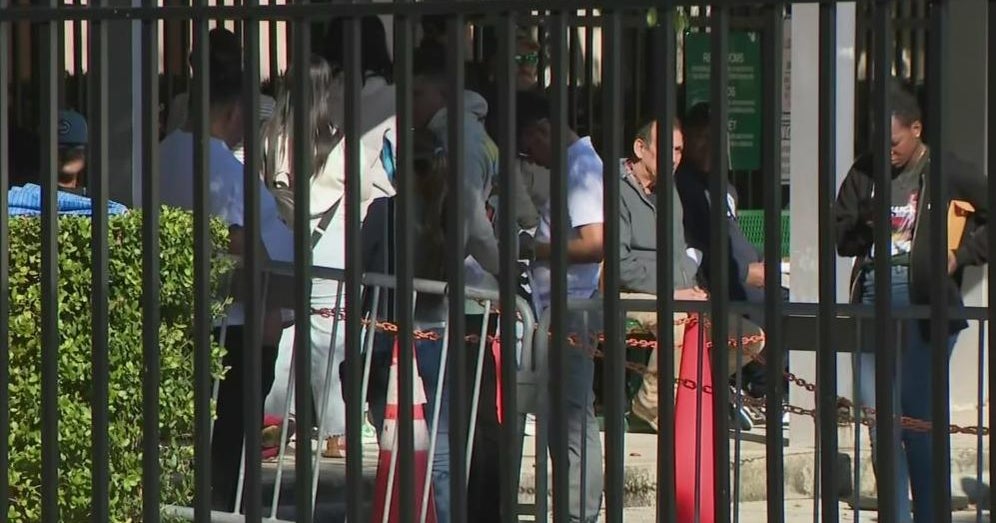 Anxious relatives wait outside ICE facility in Miramar for word on their loved ones Anxious relatives wait outside ICE facility in Miramar for word on their loved ones