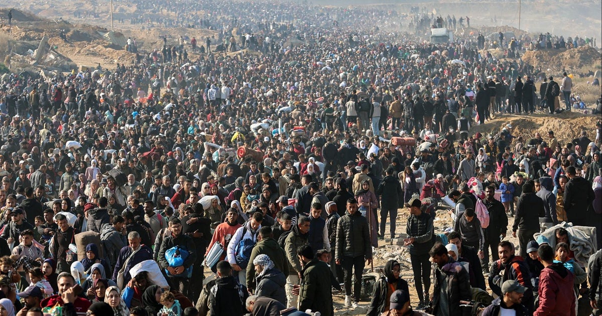 Displaced Palestinians continue to return to what's left of homes - CBS ...