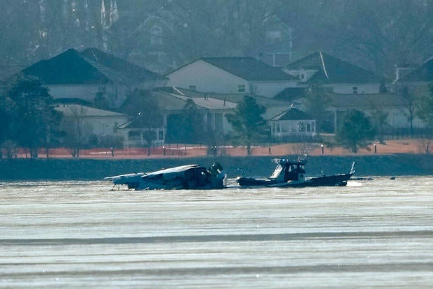 American Airlines Plane And Black Hawk Helicopter Crash Near Reagan National Airport 