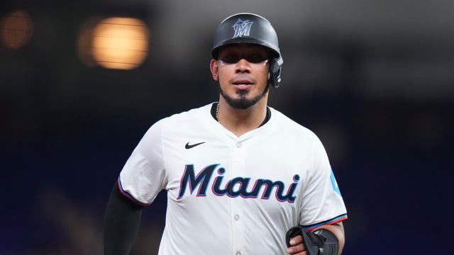 Cincinnati Reds v Miami Marlins