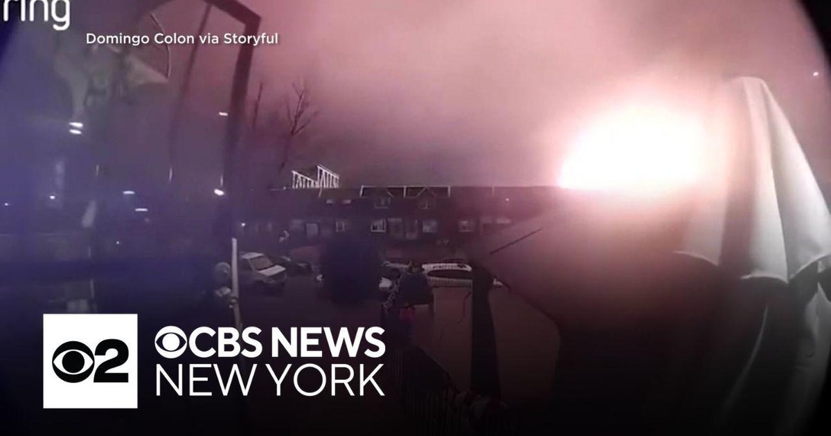 Video shows Philadelphia plane crash explosion - CBS New York