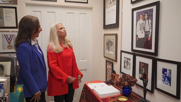 suzanne-de-passe-and-her-stuff.jpg