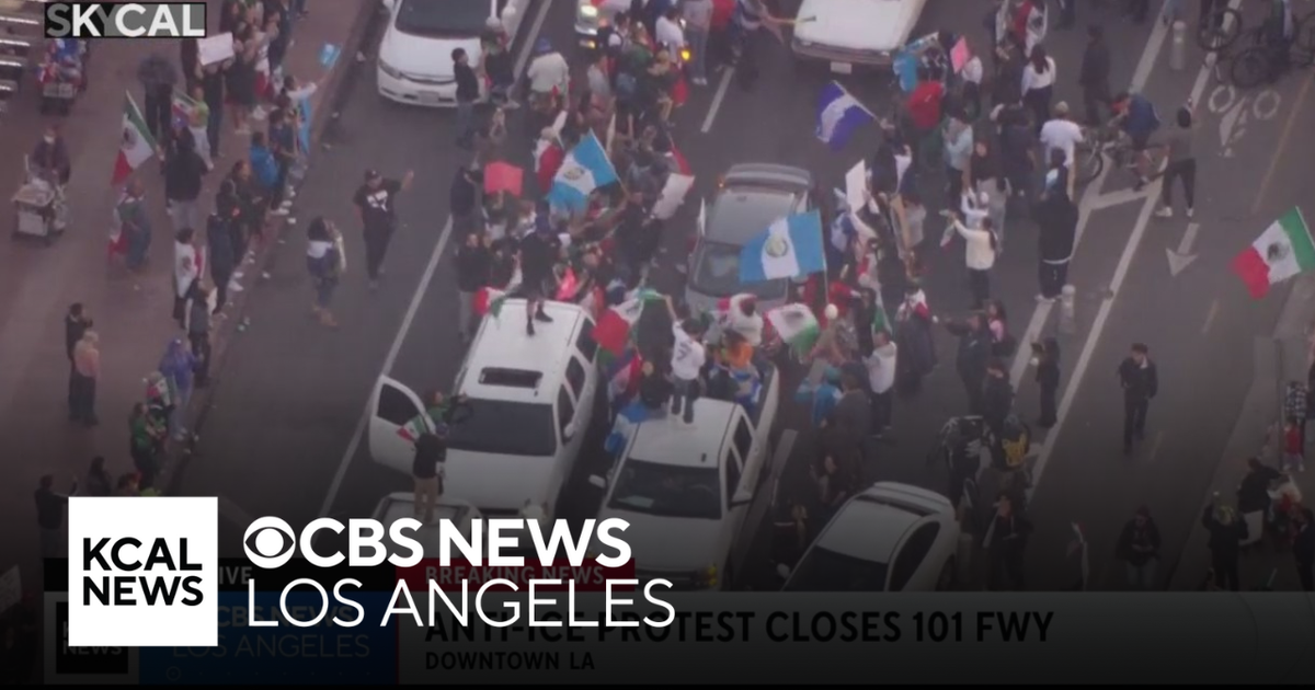 Anti-ICE protests continue in downtown LA - CBS Los Angeles