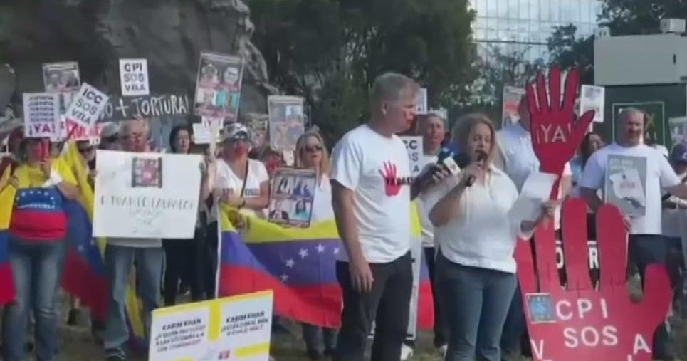 South Florida’s Venezuelan community outraged over protected status revocation South Florida’s Venezuelan community outraged over protected status revocation