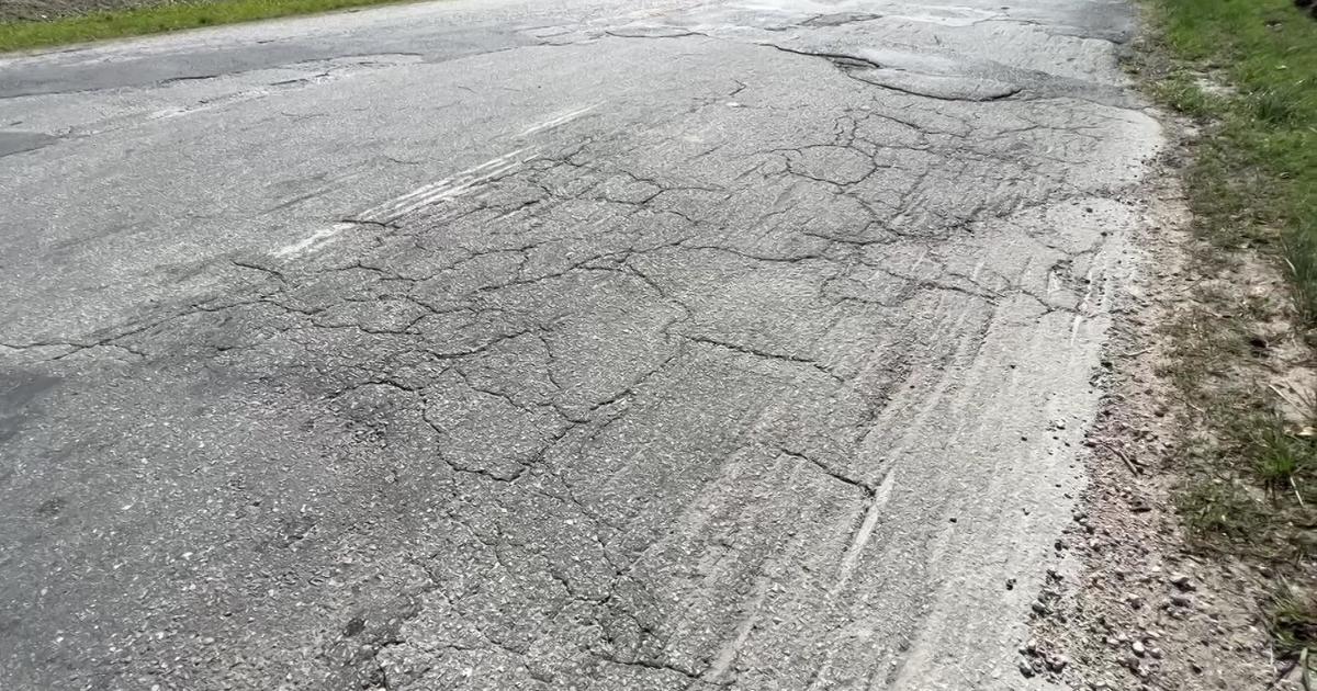 Residents in Miami-Dade’s Redland demand action on pothole-ridden roads