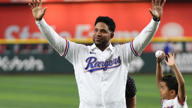 Los Angeles Angels v Texas Rangers 