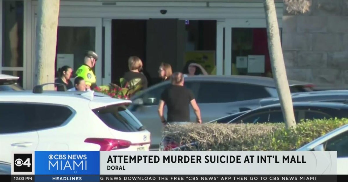 Man stabs woman, kills himself in Man stabs woman, kills himself in