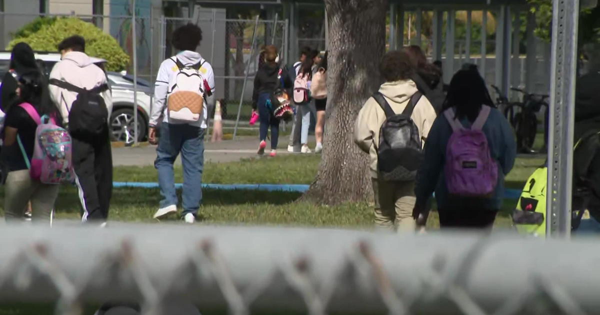 South Florida teachers’ unions easing fears about immigration raids at public schools