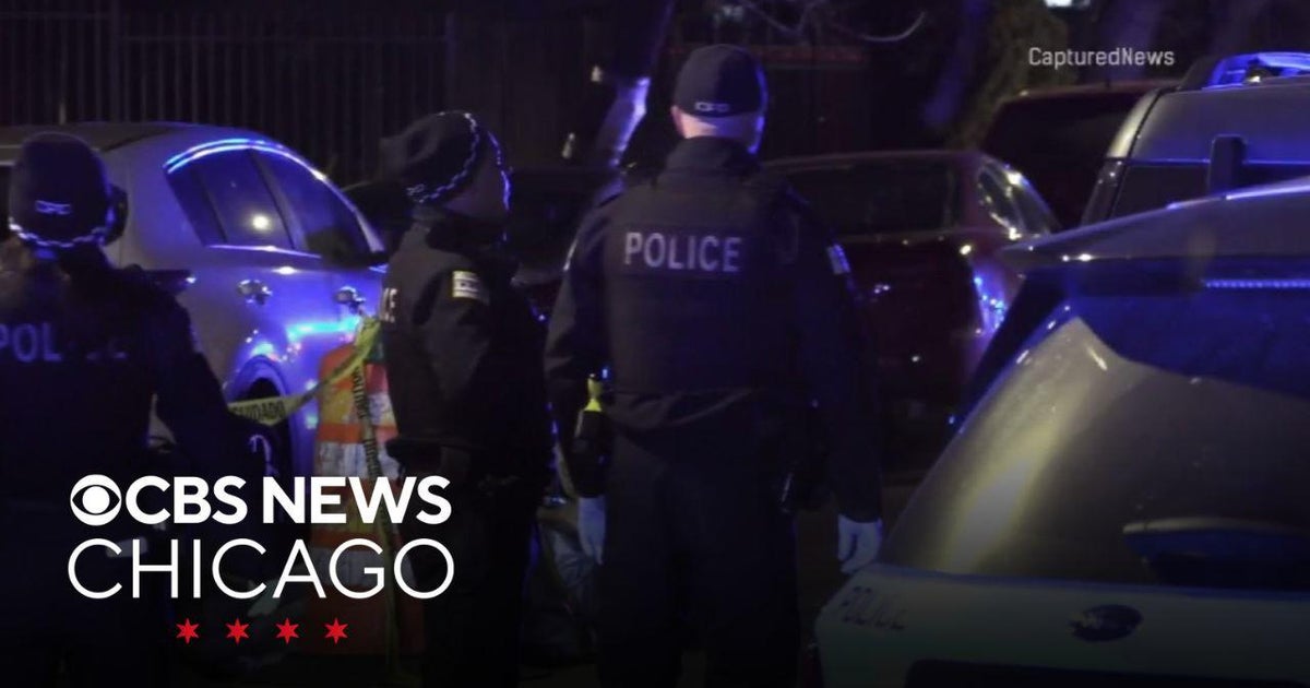 2 critically injured in Edgewater shooting - CBS Chicago