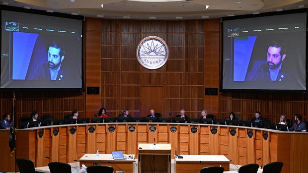 Aurora city council weekly meeting 