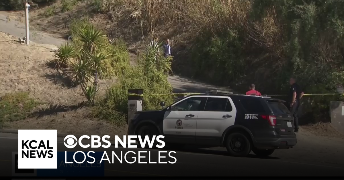 Investigation continues after deadly shooting at Woodland Hills mansion ...