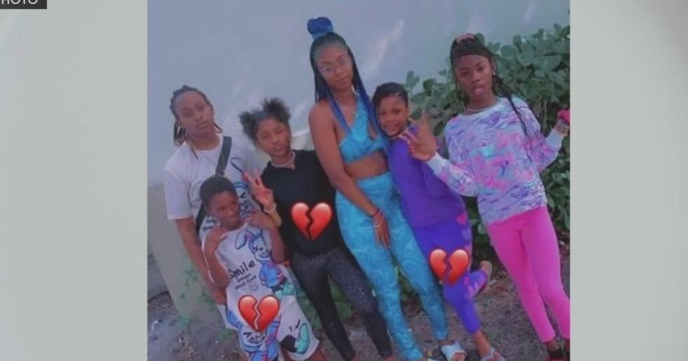 family-grieves-loss-of-children-grandma-killed-in-crash-cbs-miami
