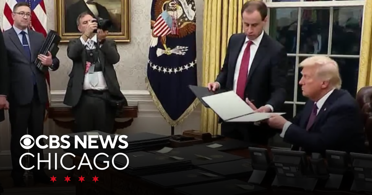 President Trump speaks with presidents of Ukraine, Russia - CBS Chicago
