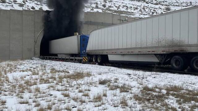 green-river-tunnel-crash-1-wyo-dept-of-transportation-on-fb.jpg 