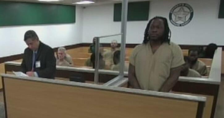 Taravella High School teacher accused of sending inappropriate messages to student