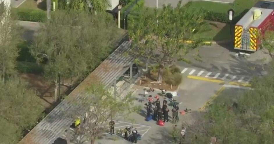“Suspicious” substance led to partial evacuation of ICE facility in Miramar “Suspicious” substance led to partial evacuation of ICE facility in Miramar