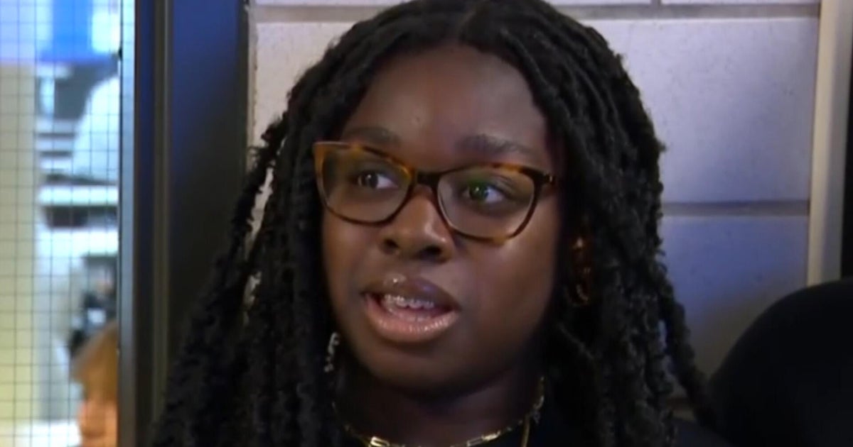 Students react to "phone-free February" in school