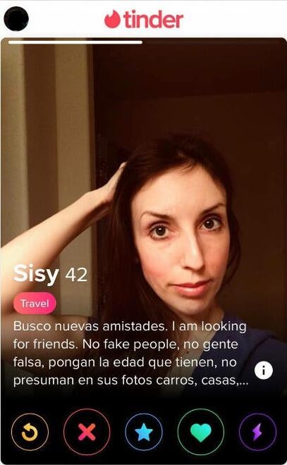 Aurora Phelps alleged Tinder profile.