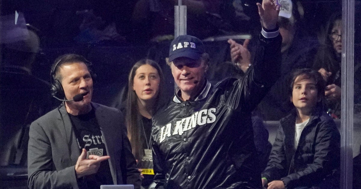 Celebrity Hockey Game Raises Funds for L.A. Fire Relief