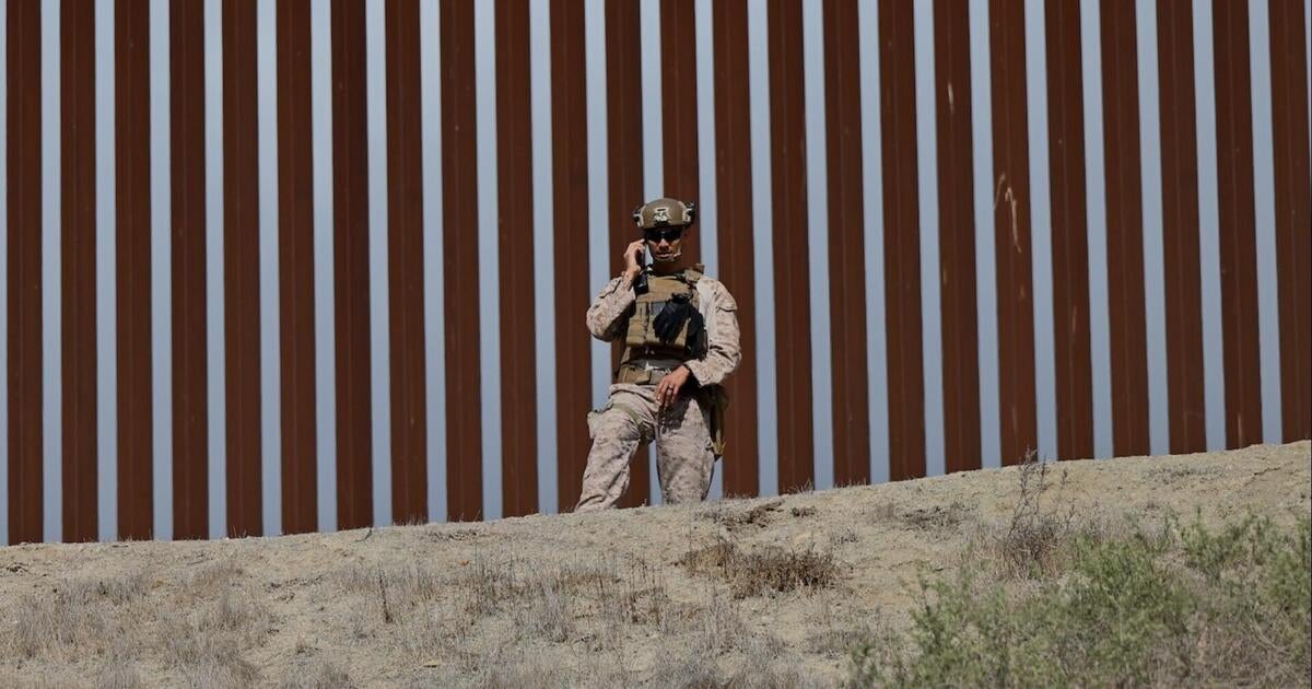 Border officials credit drop in illegal migrant crossings to Trump administration