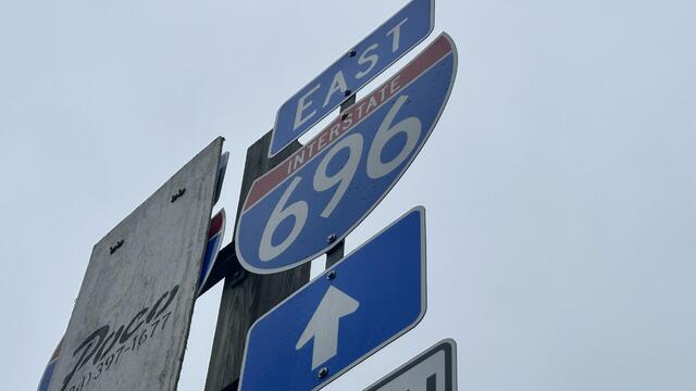 east-i-696.jpg 