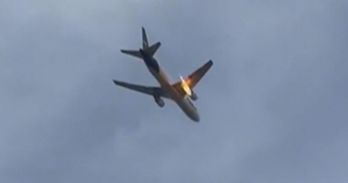 FedEx plane makes emergency landing with engine on fire after bird strike