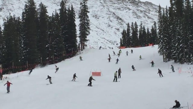 skiers-in-a-basin.jpg 