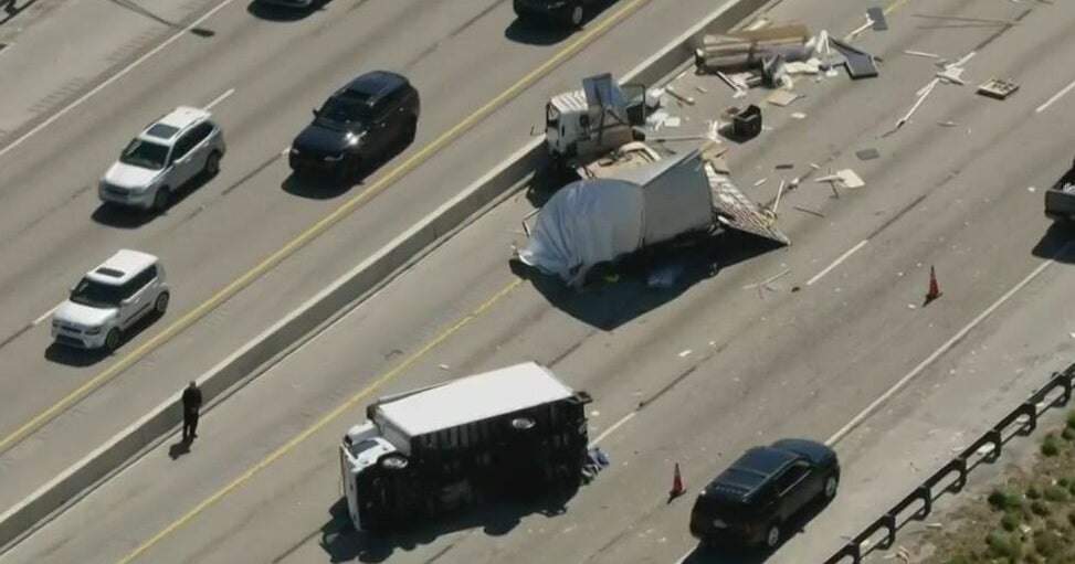 Crash involving 2 box trucks on Florida Turnpike snarls traffic