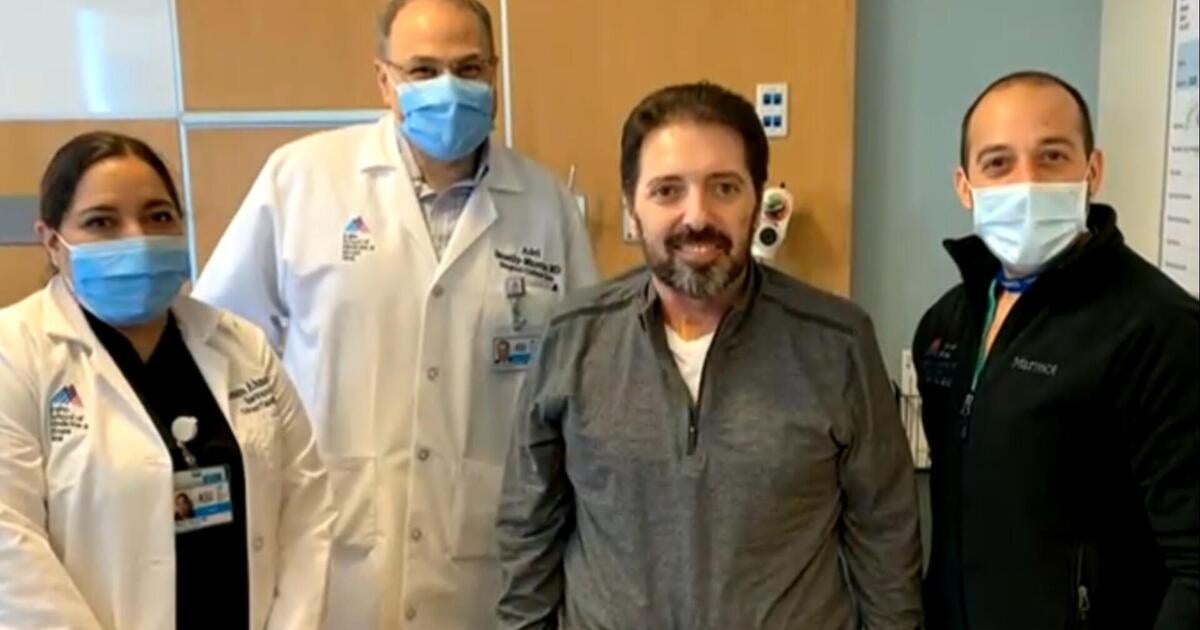 ICU doctor reunites with COVID-19 patient five years later - CBS News