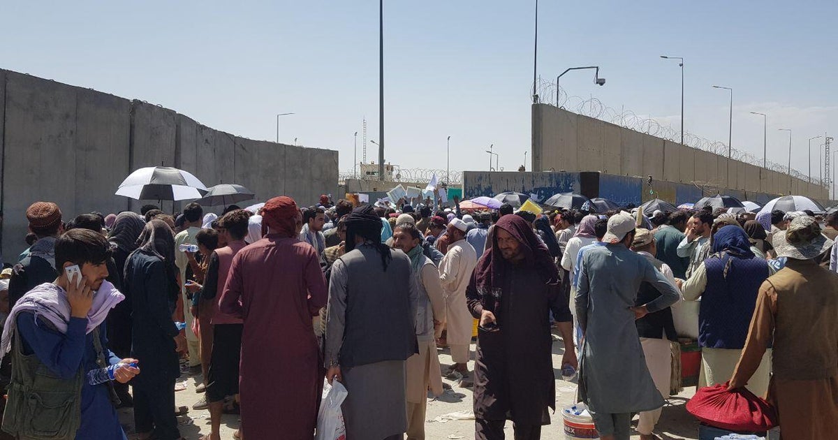 ABD ordusunun Amerikan topraklarına ulaşmasını engelleyen binlerce Afgan