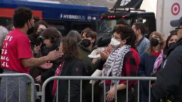 jewish-new-yorkers-protest-for-release-of-mahmoud-khalil-lr-hi-res-still.jpg 