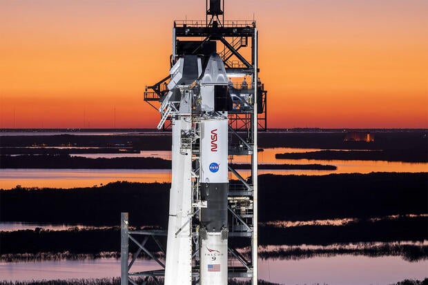 falcon9-padview-sunset.jpg 