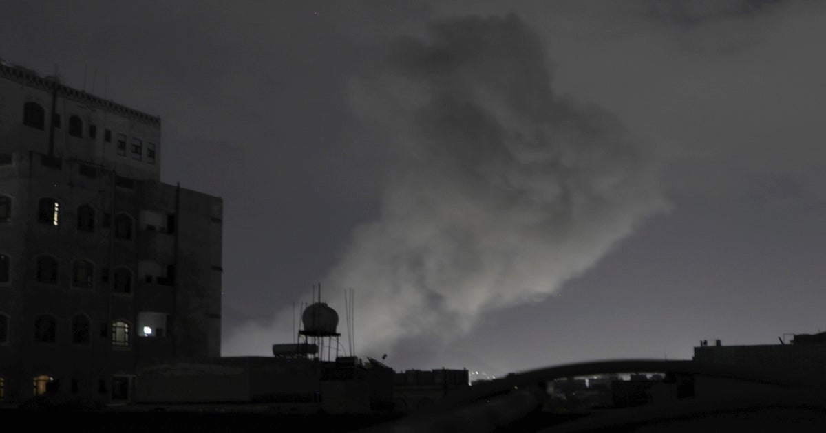 Trump'ın Amerikan gemilerine yapılan saldırıların “durması gerektiğini” söylediği için ABD Houthi hedeflerine karşı birden fazla grev başlattı