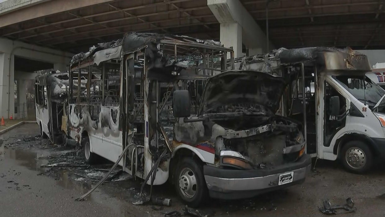 2nd-street-fire-031525-frame-15744.jpg 