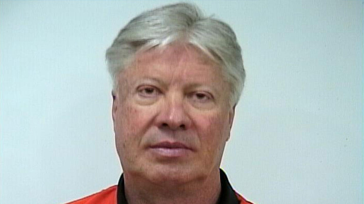 robert-morris-mug.jpg 