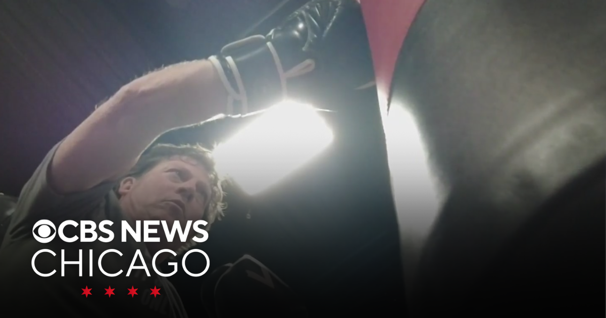 Boxing gym offers sport as therapy to people fighting addictions